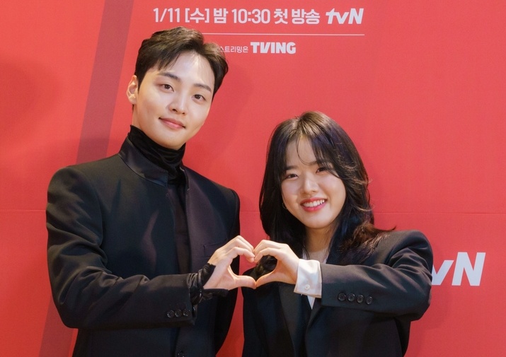 “행복·힐링·액션 모두 두 배, 로맨스? 끝까지 간다!” tvN·티빙 ‘유세풍2’ [현장]